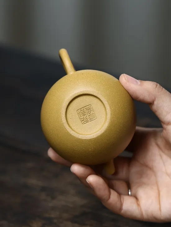 Premium Yixing Zisha Clay Teapot | Artisan Crafted Ceramic Teapots 5