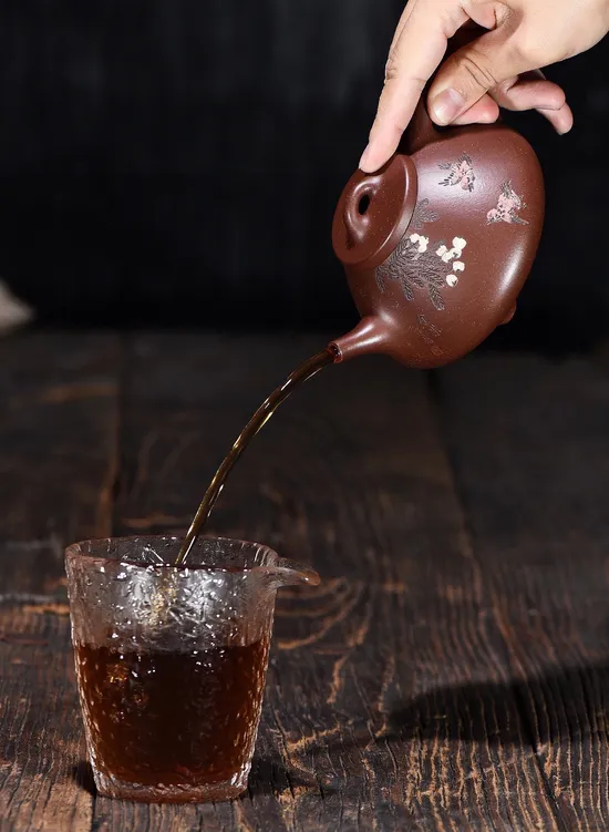 Collectible Yixing Clay Teapot | Fang Qinhua Handcrafted Zisha Art 3