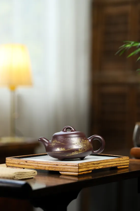 Yang Junbao Handcrafted Yixing Zisha Teapot – 60s Clay Artistry 6