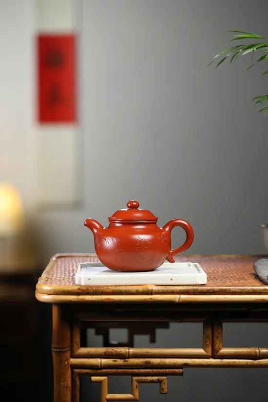 Yixing Zisha Teapot: Masterpiece by Yang Junbao & Guo Chaogang 6