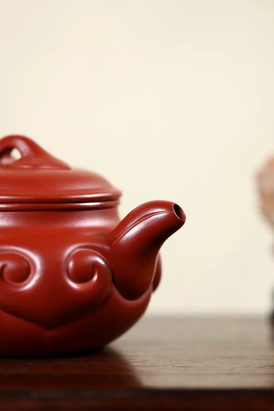 Handcrafted Yixing Clay Teapot | Artisan Zisha Pottery 5