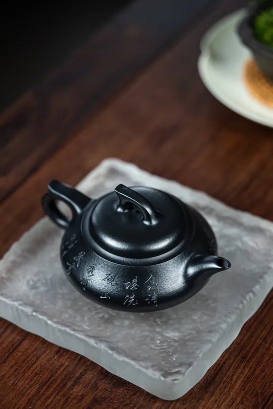 Authentic Yixing Zisha Teapot | Zhou Lianghong Handcrafted Artistry 4