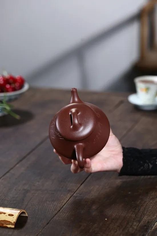 Yixing Teapot | Premium Handcrafted Zisha Clay Teapot 6