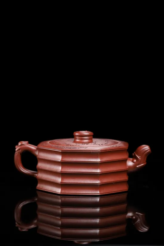 Premium Yixing Dragon Teapot – Master Xu Nan’s Artisan Craft 4