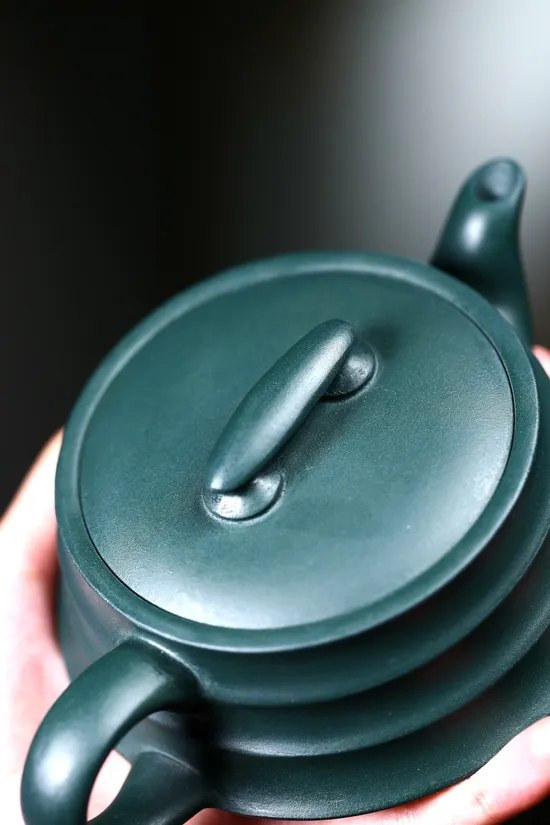 Premium Yixing Zisha Teapot | Handcrafted Artisan Collectible Ceramic 3