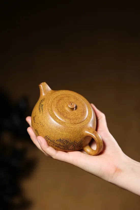 Yixing Zisha Teapot | Zhou Gong Artisan Craft | Collector's Choice 6