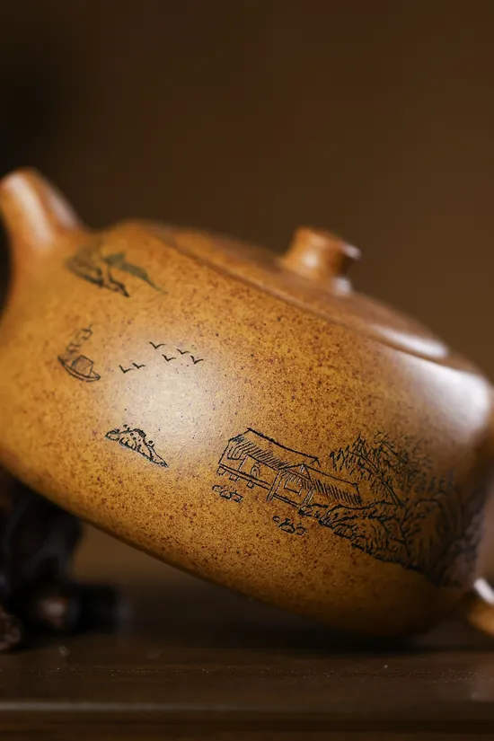 Yixing Zisha Teapot | Zhou Gong Artisan Craft | Collector's Choice 7