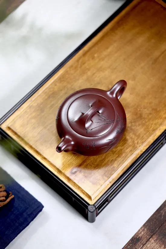Premium Yixing Zisha Teapot | Master-crafted Collectible Artisan Pottery 1