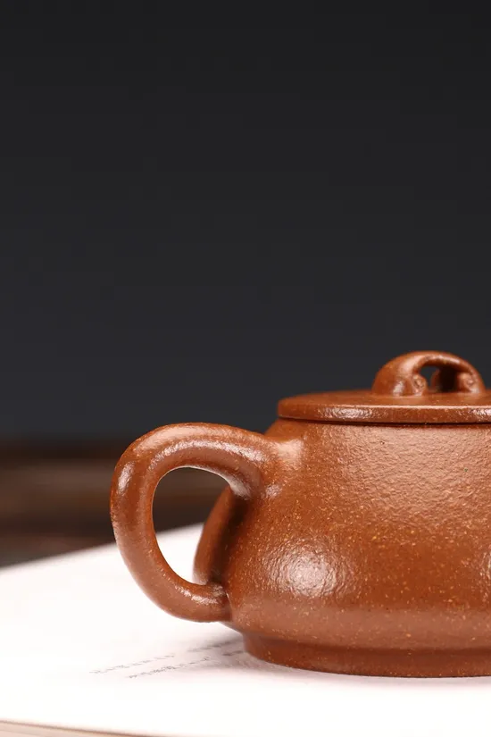 Zisha Teapots: Cold Gold Yellow clay | 210cc 4