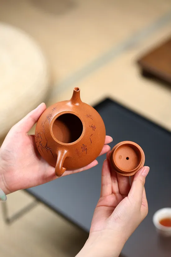 Ziye Stone Ladle Yixing Clay Teapot - Premium Handcrafted Zisha Art 5