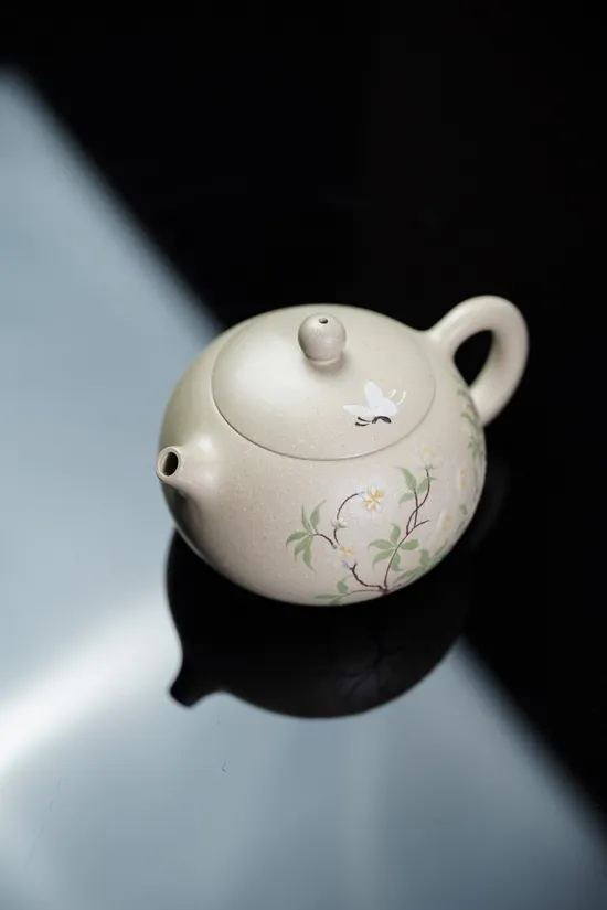Premium Yixing Clay Teapot Handcrafted | 260cc Artisan Teapot 5