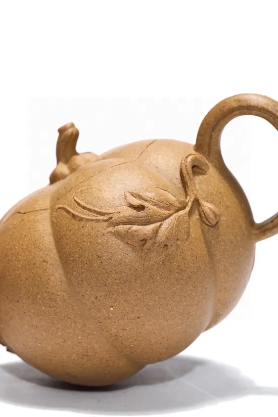 Yixing Clay Teapot - Handcrafted by Wang Yougui, 200cc Thin-Walled Art 1