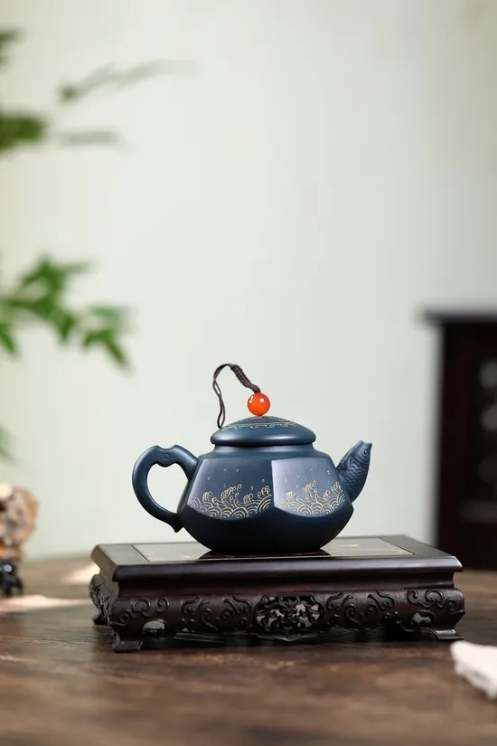 Yixing Zisha Teapot | Handcrafted Purple Clay Teapots & Tea Art 6