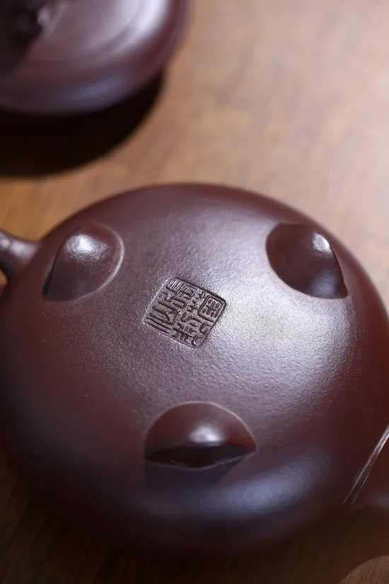 Premium Yixing Clay Teapot - Rare Stone Red, Handcrafted by Master Artisan 5
