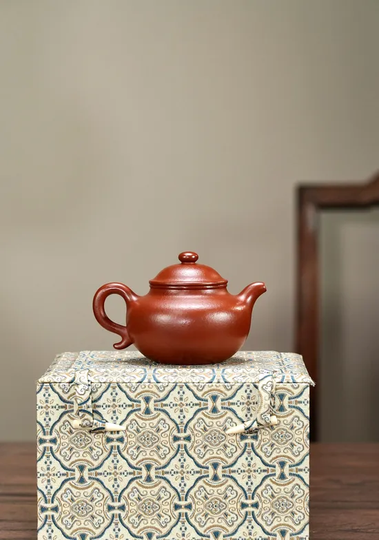 Best Yixing Clay Teapots | Authentic Zisha Pottery & Craftsmanship 1