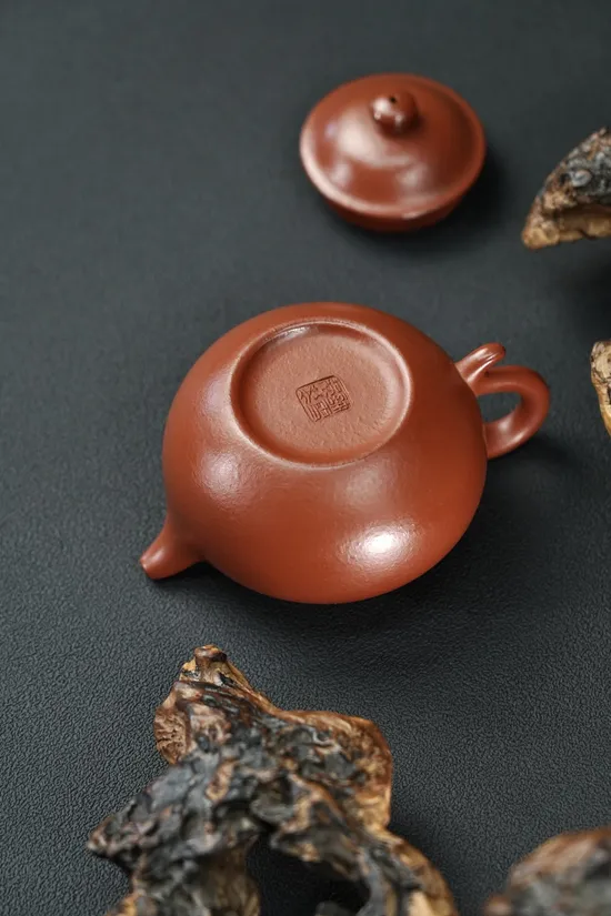 Best Yixing Clay Teapots | Authentic Zisha Pottery & Craftsmanship 4