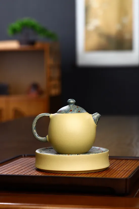 Yixing Teapot Set - Handcrafted Zisha Clay Dragon Egg Design 3