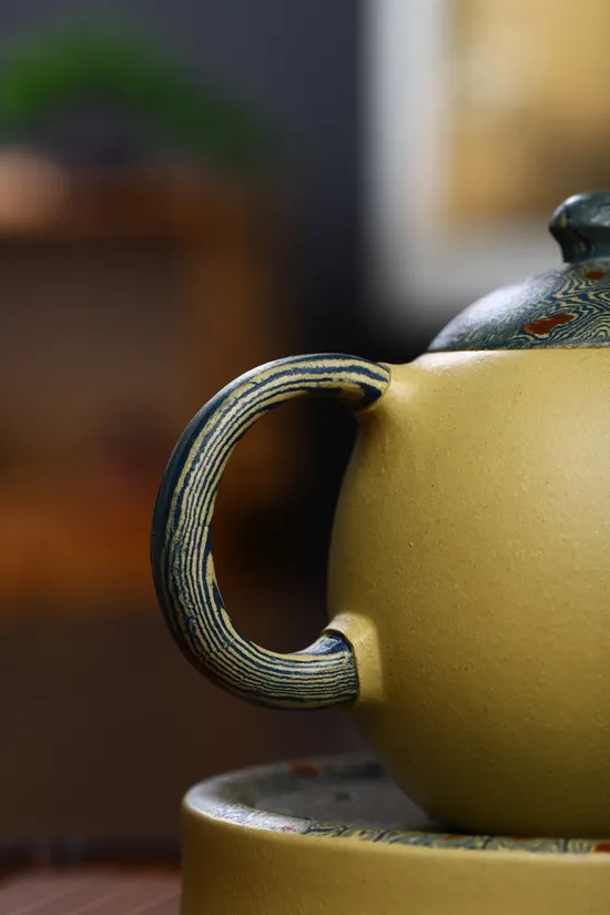 Yixing Teapot Set - Handcrafted Zisha Clay Dragon Egg Design 4