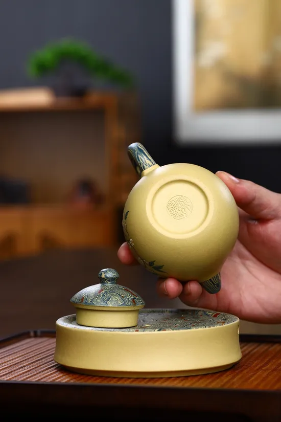 Yixing Teapot Set - Handcrafted Zisha Clay Dragon Egg Design 5