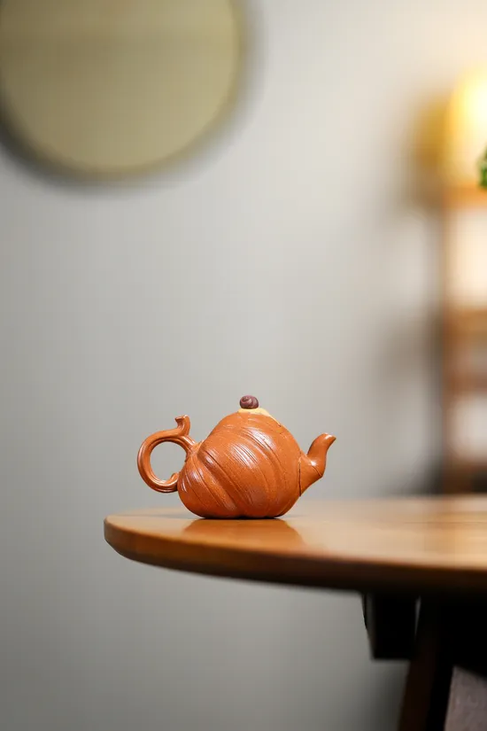 Premium Yixing Agarwood Clay Teapot | Yang Peng | 150cc 1