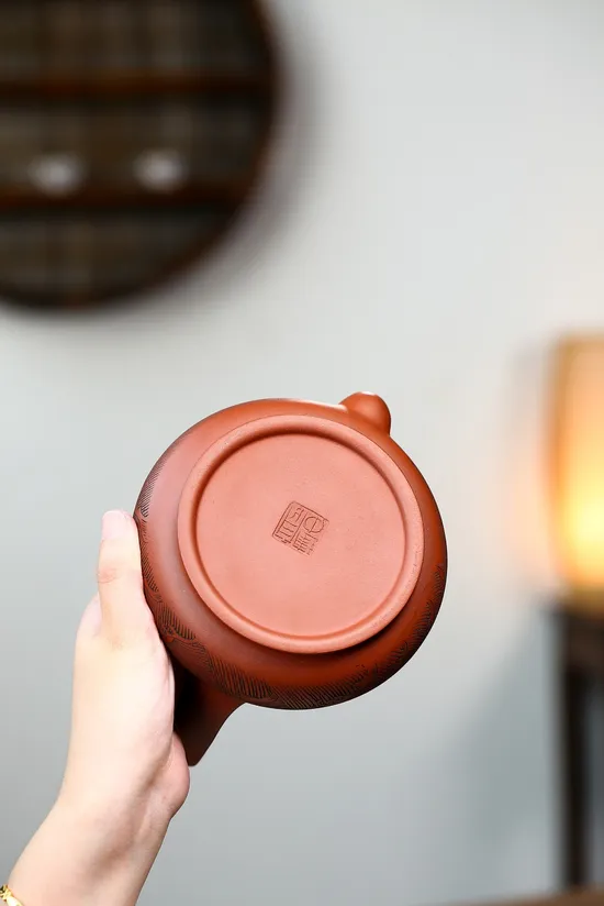 Premium Yixing Zisha Teapot: Handcrafted Artistry by Master Gao Jianzhong 4