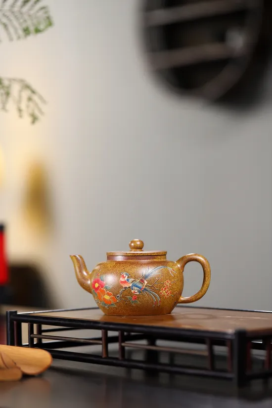 Handcrafted Yixing Zisha Teapot | Artisan Clay Teapots | Master's Apprentice 3