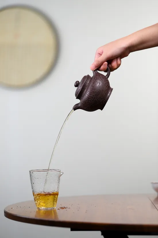 Premium Yixing Zisha Teapot | Handcrafted Clay Art | Limited Edition 3