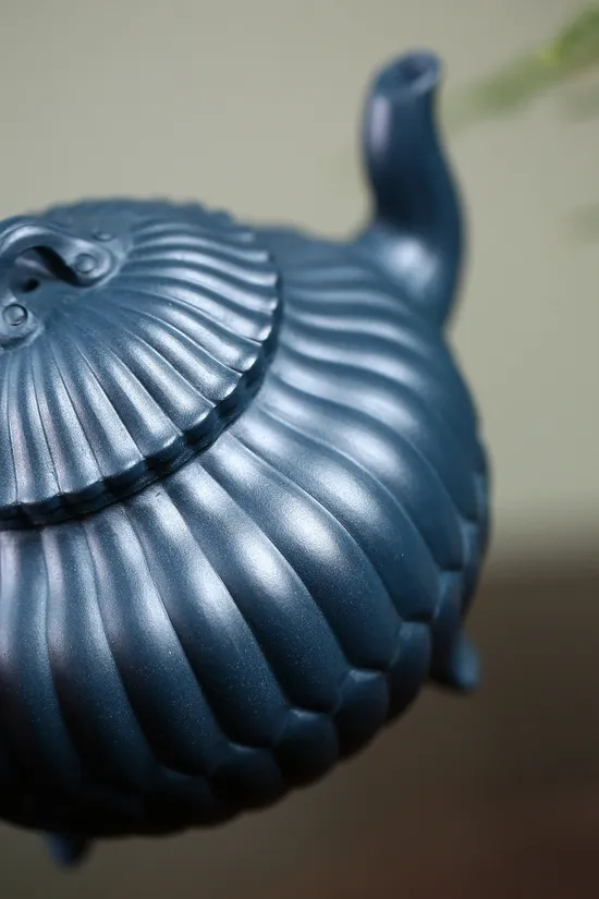 Premium Yixing Teapot by Jiang Yaping | Handcrafted Clay Art 6