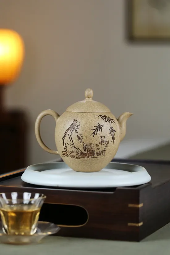 Yixing Clay Teapot | Handcrafted Zisha Ceramic Artistry & Collectibles 8