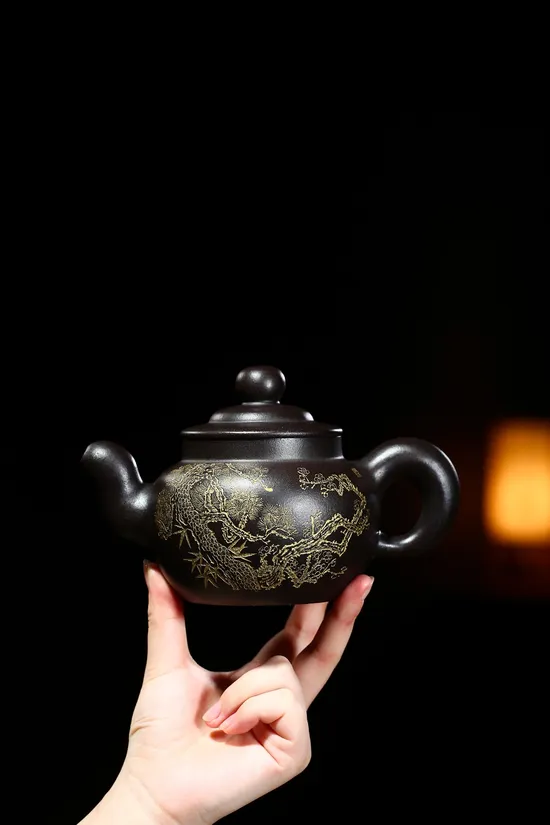 Premium Yixing Teapot | Handcrafted Stone Yellow Clay | 450cc 3