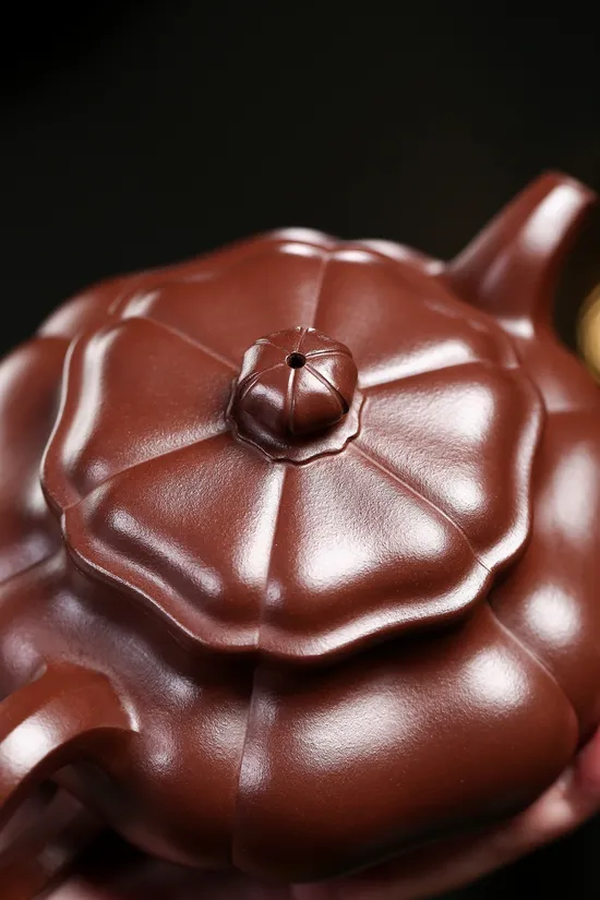 Yixing Zisha Teapot | Handcrafted Purple Clay Artisan Teapot 4