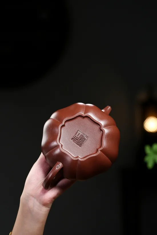 Yixing Zisha Teapot | Handcrafted Purple Clay Artisan Teapot 7