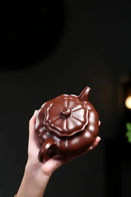 Yixing Zisha Teapot | Handcrafted Purple Clay Artisan Teapot 9