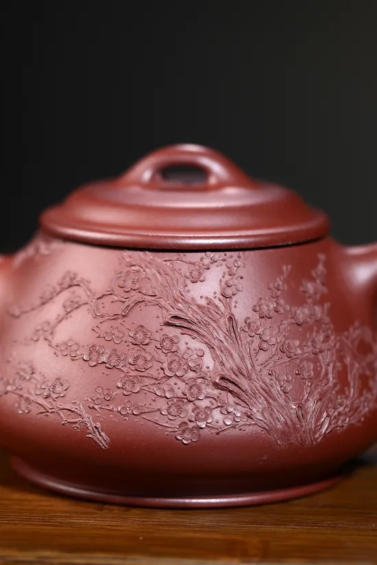 Yixing Zisha Teapot - Master Artist Xia Ruijuan's Rare Collectible 3