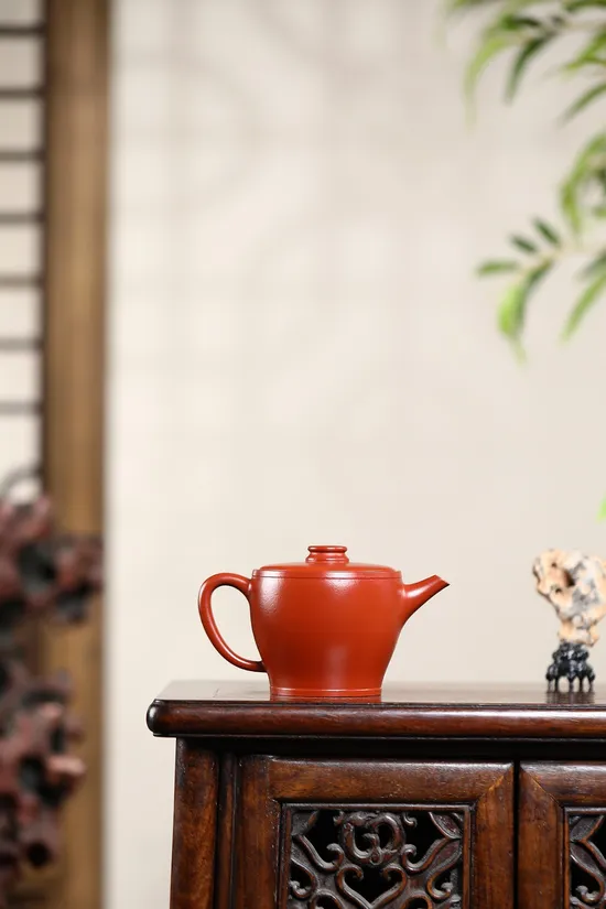 Premium Yixing Zisha Clay Teapot Handcrafted by Bao Yuhua | 200cc 7