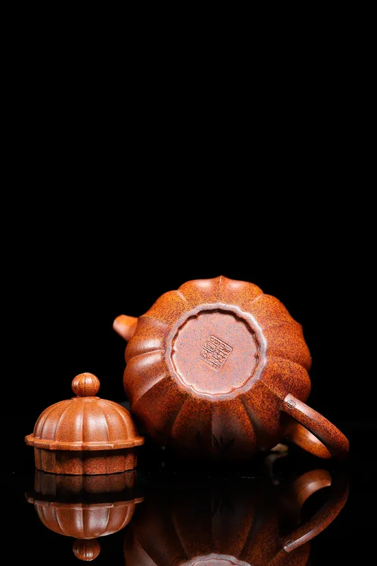 Master Xu Nan’s Premium Yixing Teapot | Jade Clay Craftsmanship 9