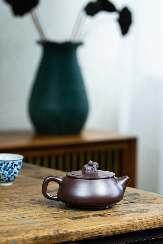 Zisha Teapots: Golden Rabbit Welcoming Fortune | premium Jinlong Xue sand clay 3