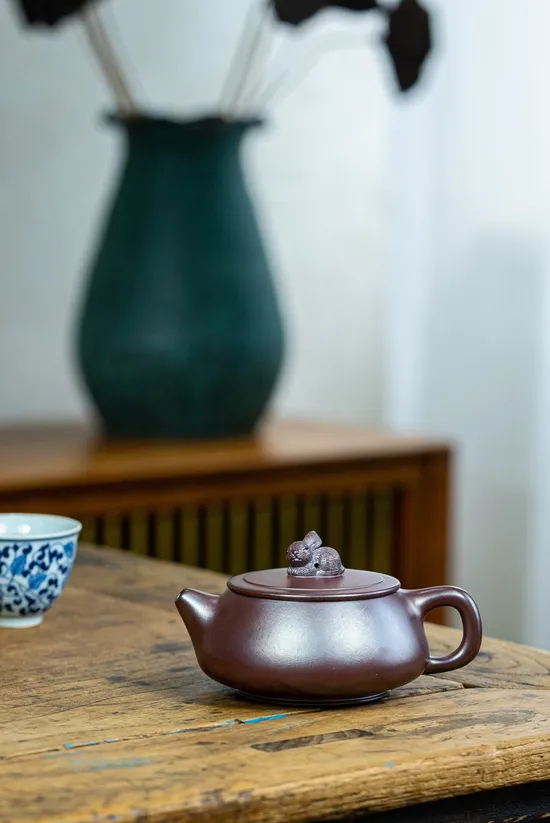 Zisha Teapots: Golden Rabbit Welcoming Fortune | premium Jinlong Xue sand clay 4