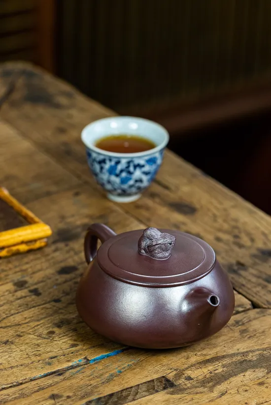 Zisha Teapots: Golden Rabbit Welcoming Fortune | premium Jinlong Xue sand clay 5