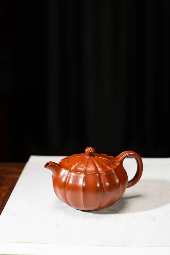 Premium Yixing Clay Teapots | Handcrafted Artisan Teaware 6