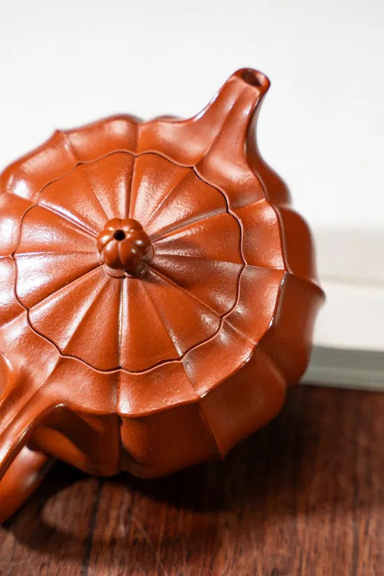 Premium Yixing Clay Teapots | Handcrafted Artisan Teaware 8