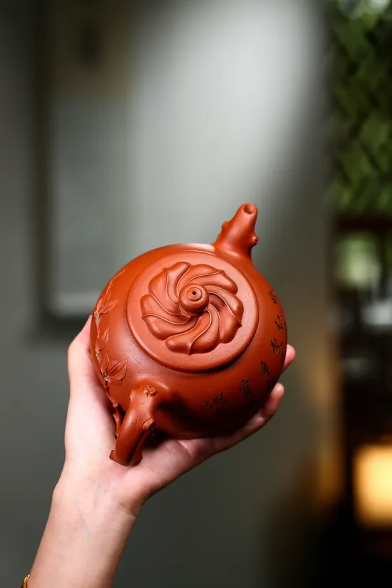 Yixing Teapot Masterpiece - Collector's Zisha Clay Artistry 3