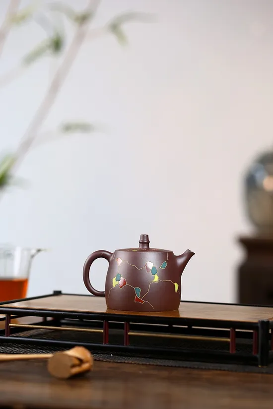 Premium Yixing Purple Clay Teapot – Handcrafted Enamel Artisan Teapot 1