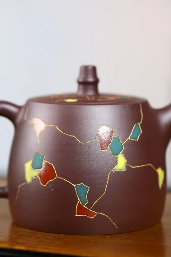Premium Yixing Purple Clay Teapot – Handcrafted Enamel Artisan Teapot 3