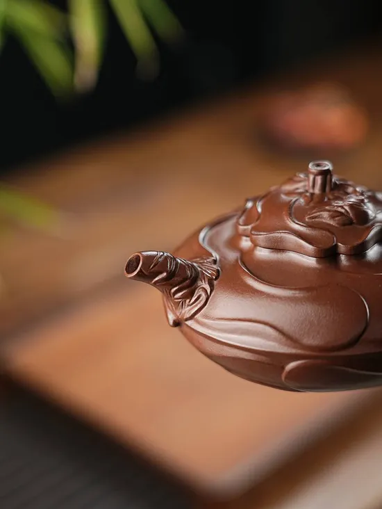 Handcrafted Yixing Zisha Teapot – Rare Cultural Revolution Clay, Collector’s Choice 2
