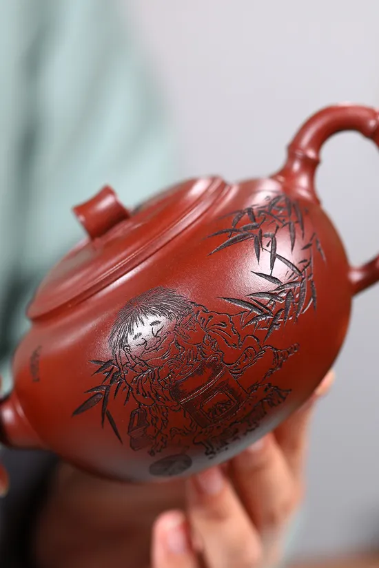 Zisha Teapots: Pine Wind Bamboo Stove | 18 | 000 CNY 9
