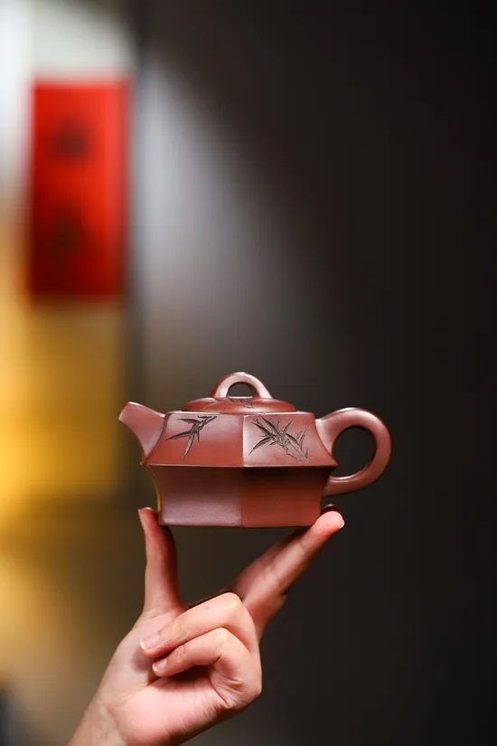 Authentic Yixing Clay Teapot | Handcrafted Collectible Chinese Teapots 7