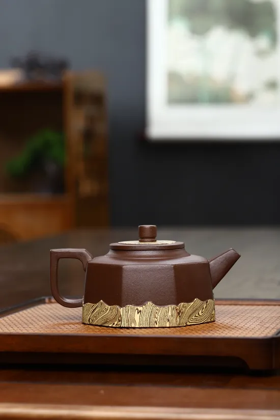 Premium Yixing Zisha Clay Teapot | Handcrafted Artisan Teapot 8