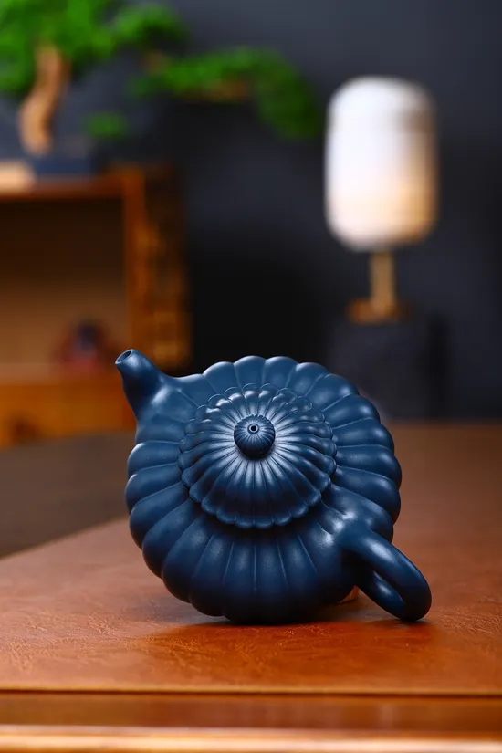 Premium Yixing Zisha Clay Teapot - Handcrafted Collectible 400cc 1