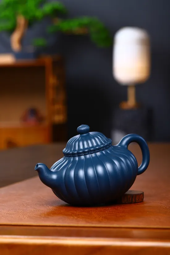 Premium Yixing Zisha Clay Teapot - Handcrafted Collectible 400cc 5